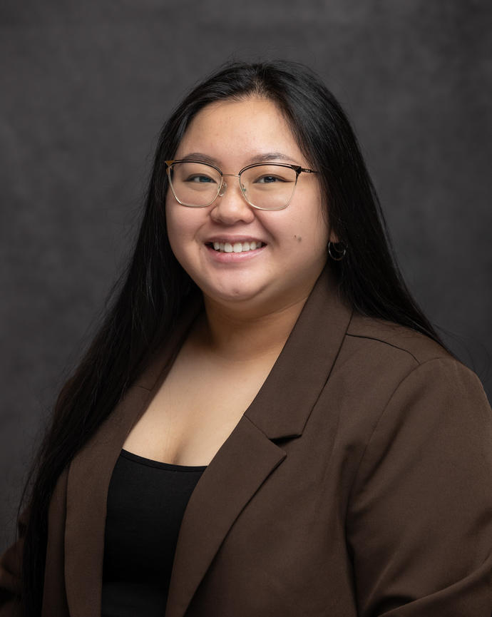victoria nguyen headshot